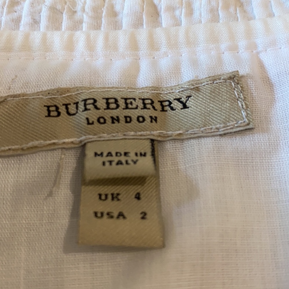 BURBERRY WHITE EYELET SKIRT NWOT JUST GORGEOUS - Picture 2 of 13